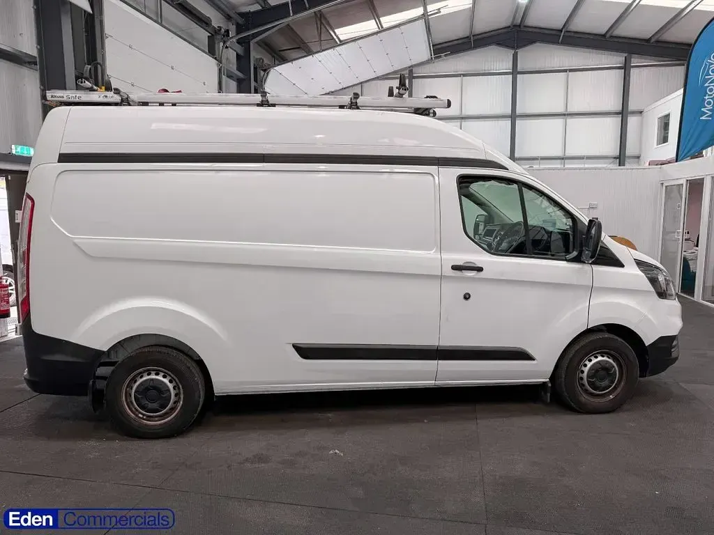 Used Ford Transit Custom S 2021 White Van