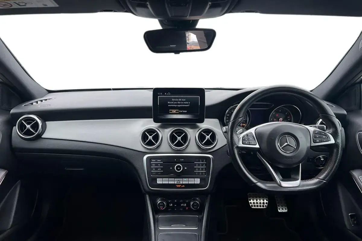 Used Mercedes GLA220 AMG line 177 HP (130 kW) 2018 Silver SUV