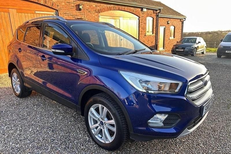 Used Ford Kuga Zetec 120 HP (88 kW) 2018 Blue SUV