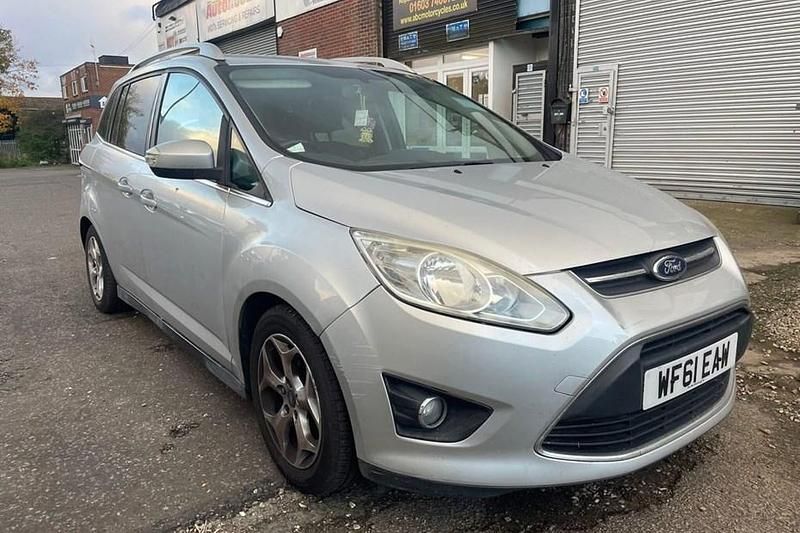 Silver Used 2011 Ford Grand C-Max Zetec MPV | £1,989 (Good price) - Image 1/1