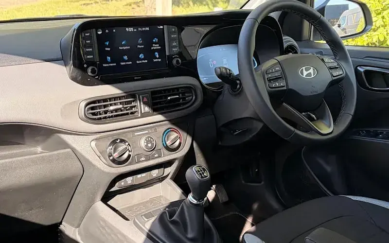 Novo Hyundai i10 Advanced 63 HP (46 kW) 2025 Branco Citadino