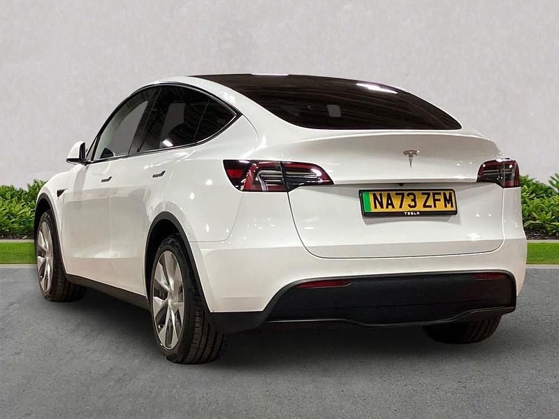 Used Tesla Model Y RWD 254 kW (346 HP) 2023 White SUV