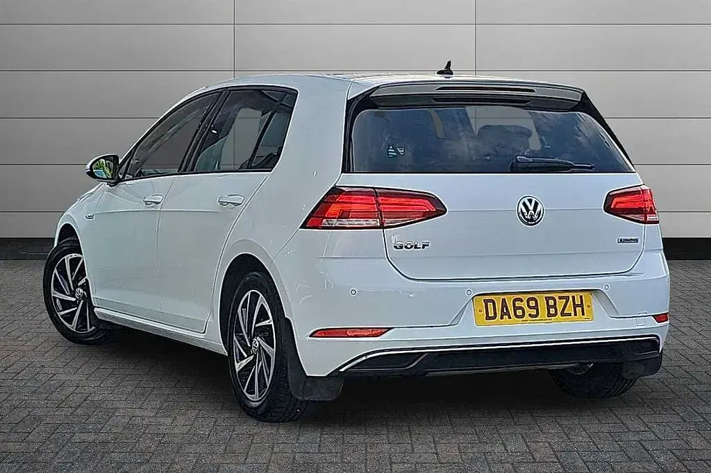 Used VW Golf VII 130 HP (95 kW) 2019