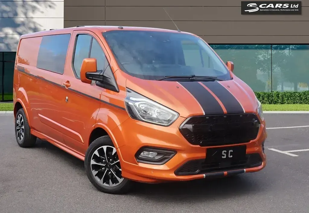 Used Ford Transit Custom Sport 170 HP (125 kW) 2018 Orange Van