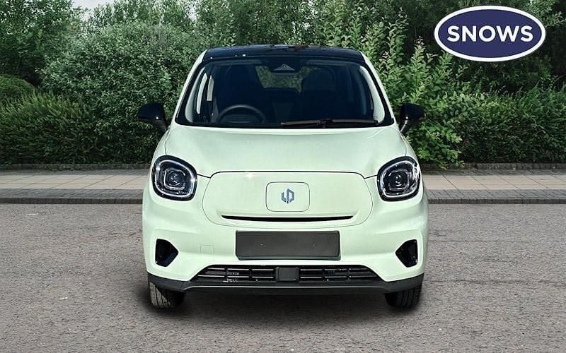 New Leapmotor T03 69 kW (95 HP) 2025 Mint green Hatchback