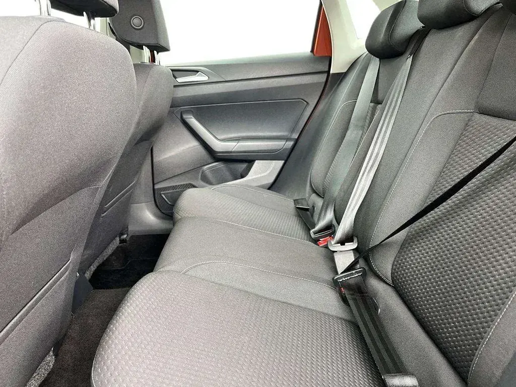 Used VW Polo SE 65 HP (47 kW) 2019 Orange Hatchback
