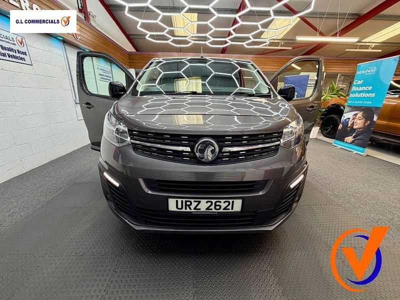 Used Vauxhall Vivaro Sportive 120 HP (88 kW) 2022 Grey MPV