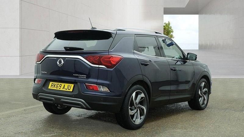 Used Ssangyong (KGM) Korando 136 HP (100 kW) 2019 Blue Estate