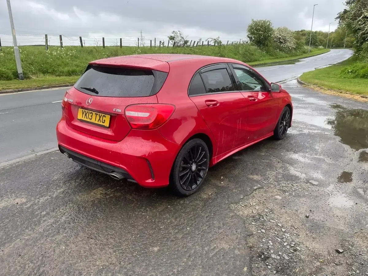 Used Mercedes A180 AMG 109 HP (80 kW) 2013 Red Hatchback