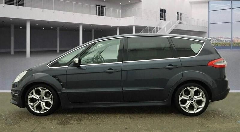 Used Ford S-MAX Titanium X 200 HP (147 kW) 2014 Grey MPV