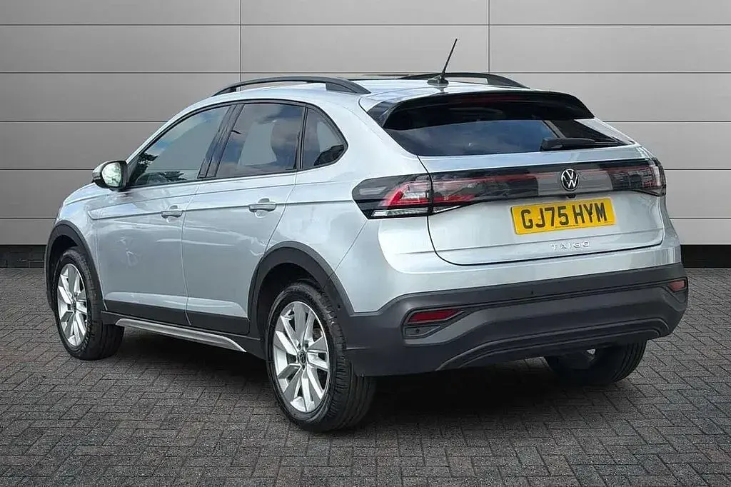 Used VW Taigo Match 115 HP (84 kW) 2025 Silver SUV