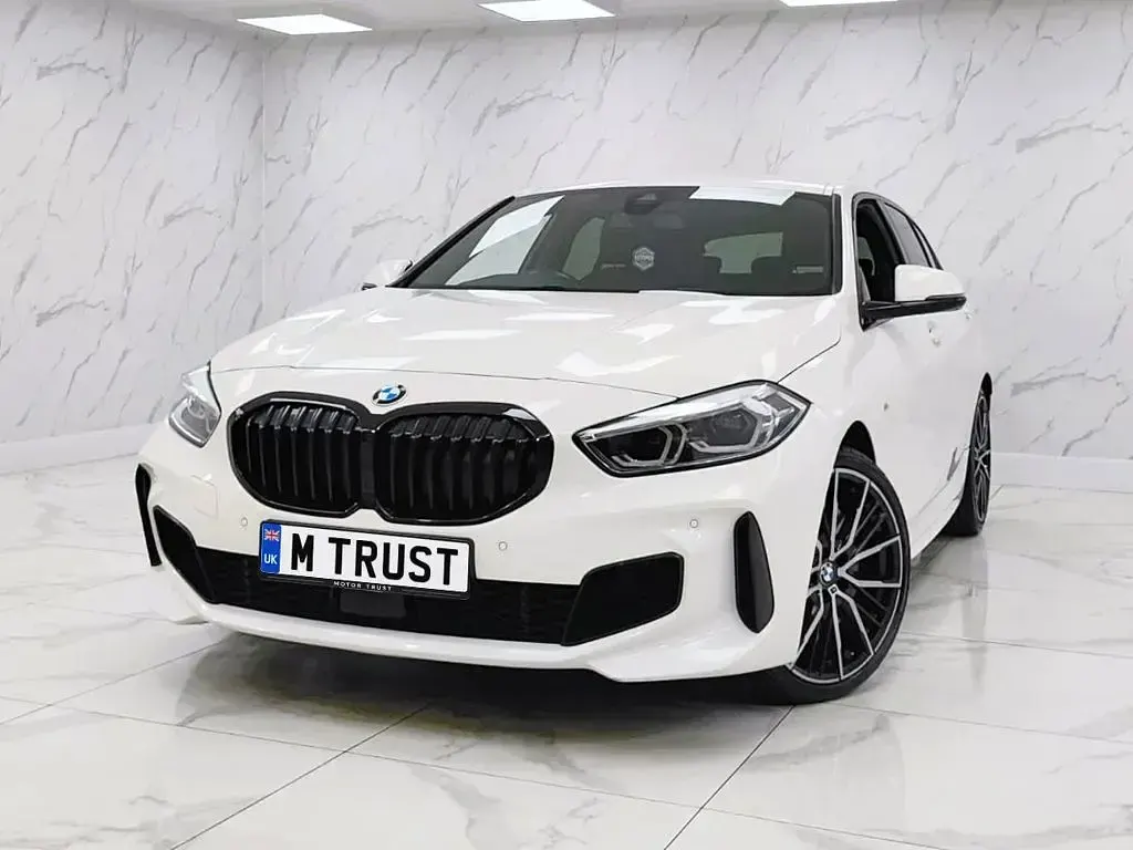 Used BMW 128 Comfort Edition 265 HP (194 kW) 2021 White Hatchback