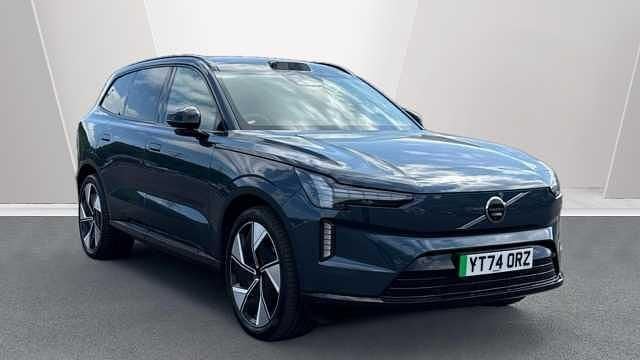 Used 2025 Volvo EX90 Performance SUV | £78,500 (Good price) - Image 1/3