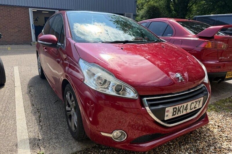 Red Used 2014 Peugeot 208 Allure Hatchback | £3,600 (Good price) - Image 1/1