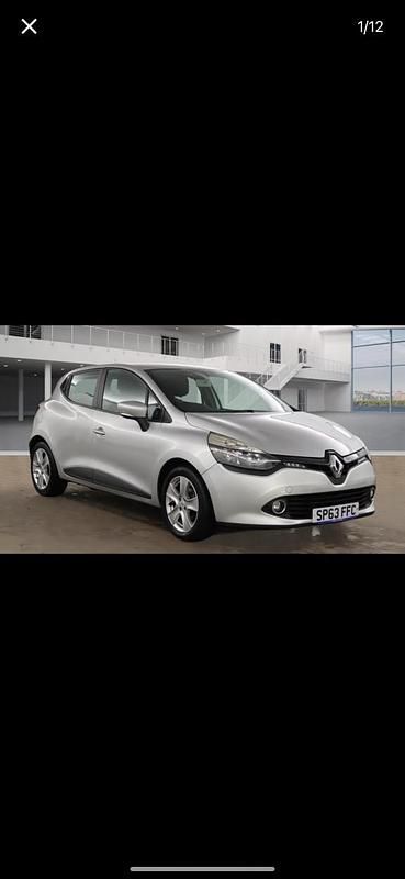Black Used 2014 Renault Clio IV Dynamique Hatchback | £4,450 (Fair price) - Image 1/4
