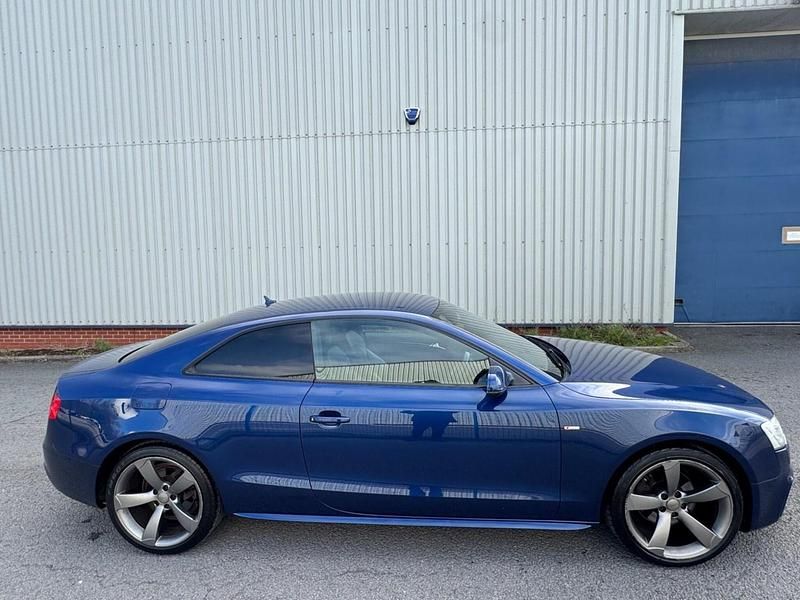 Used Audi A5 Black Edition 177 HP (130 kW) 2014 Blue Coupe