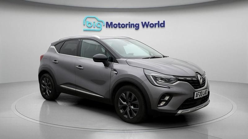Used Renault Captur Version S 114 HP (83 kW) 2020 Grey/black SUV