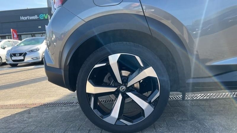 Used Nissan Juke Tekna 114 HP (83 kW) 2022 Grey  SUV