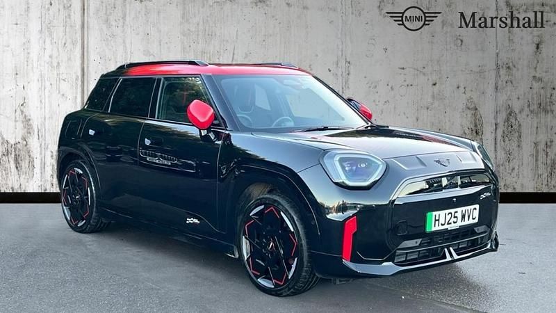 Black Used 2025 Mini Cooper Hatchback | £32,890 - Image 1/4