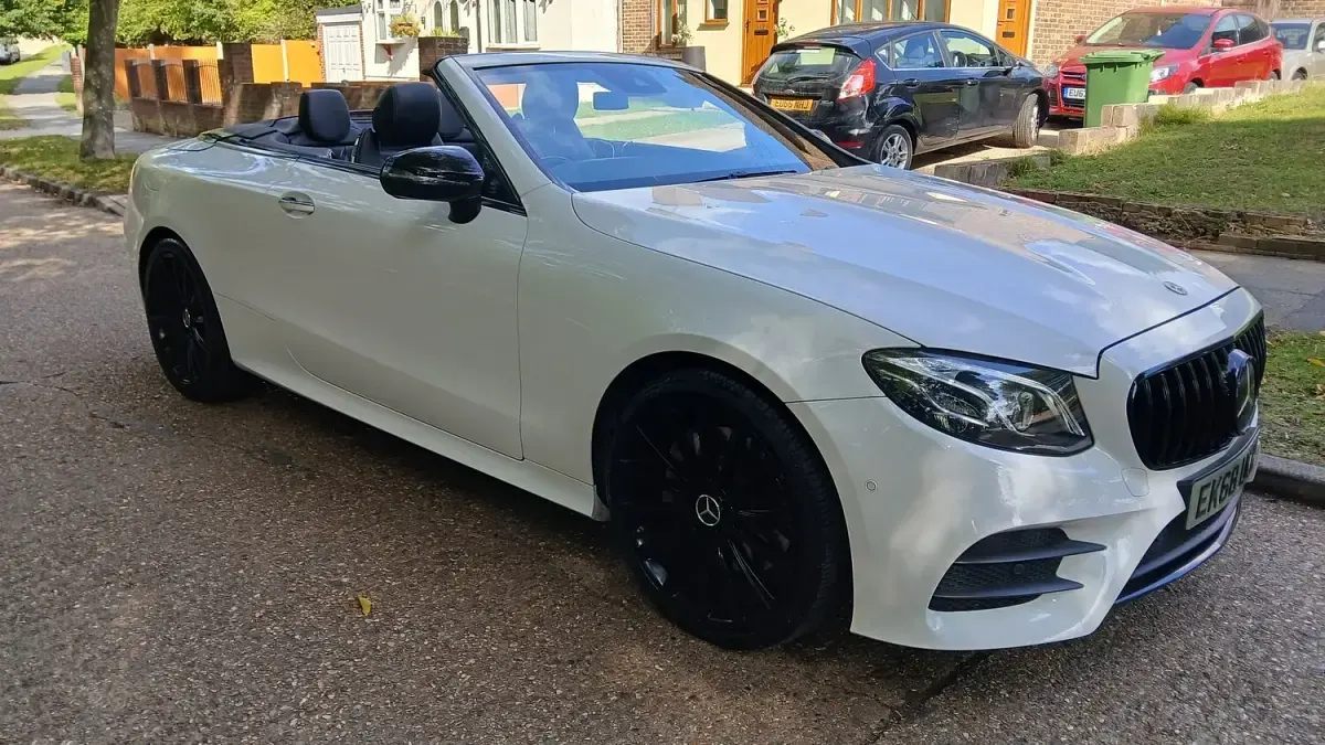 Begagnad Mercedes E400 AMG Line Premium Plus 2018 Vit Cab
