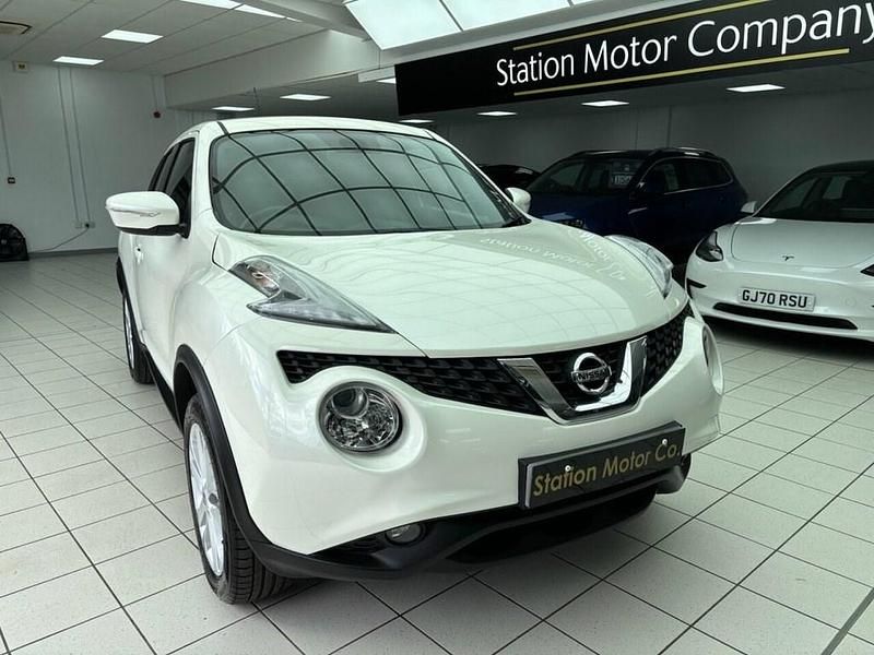 Used Nissan Juke N-Connecta 110 HP (80 kW) 2018 White SUV