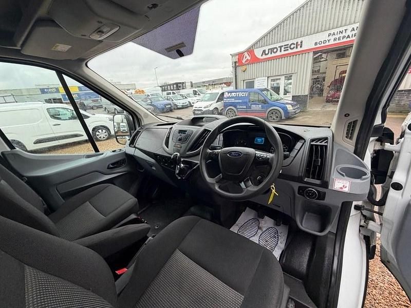 Used Ford Transit 130 HP (95 kW) 2018 White Van