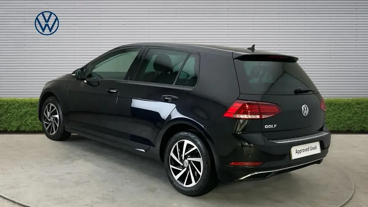 Used VW Golf VII Edition 150 HP (110 kW) 2020 Black Hatchback