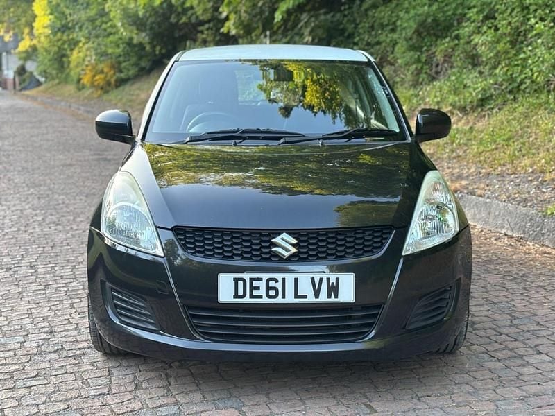 Used Suzuki Swift SZ3 94 HP (69 kW) 2011 Black Hatchback