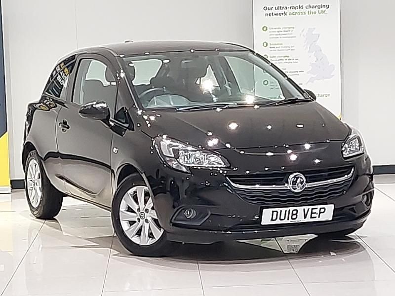 Used Vauxhall Corsa Design Edition 75 HP (55 kW) 2018 Black Hatchback