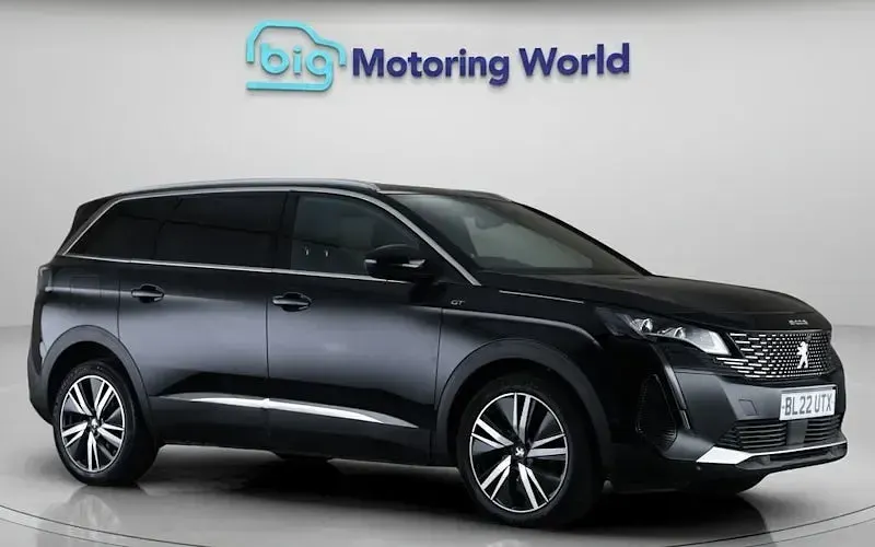 Used Peugeot 5008 Premium 131 HP (96 kW) 2022 SUV