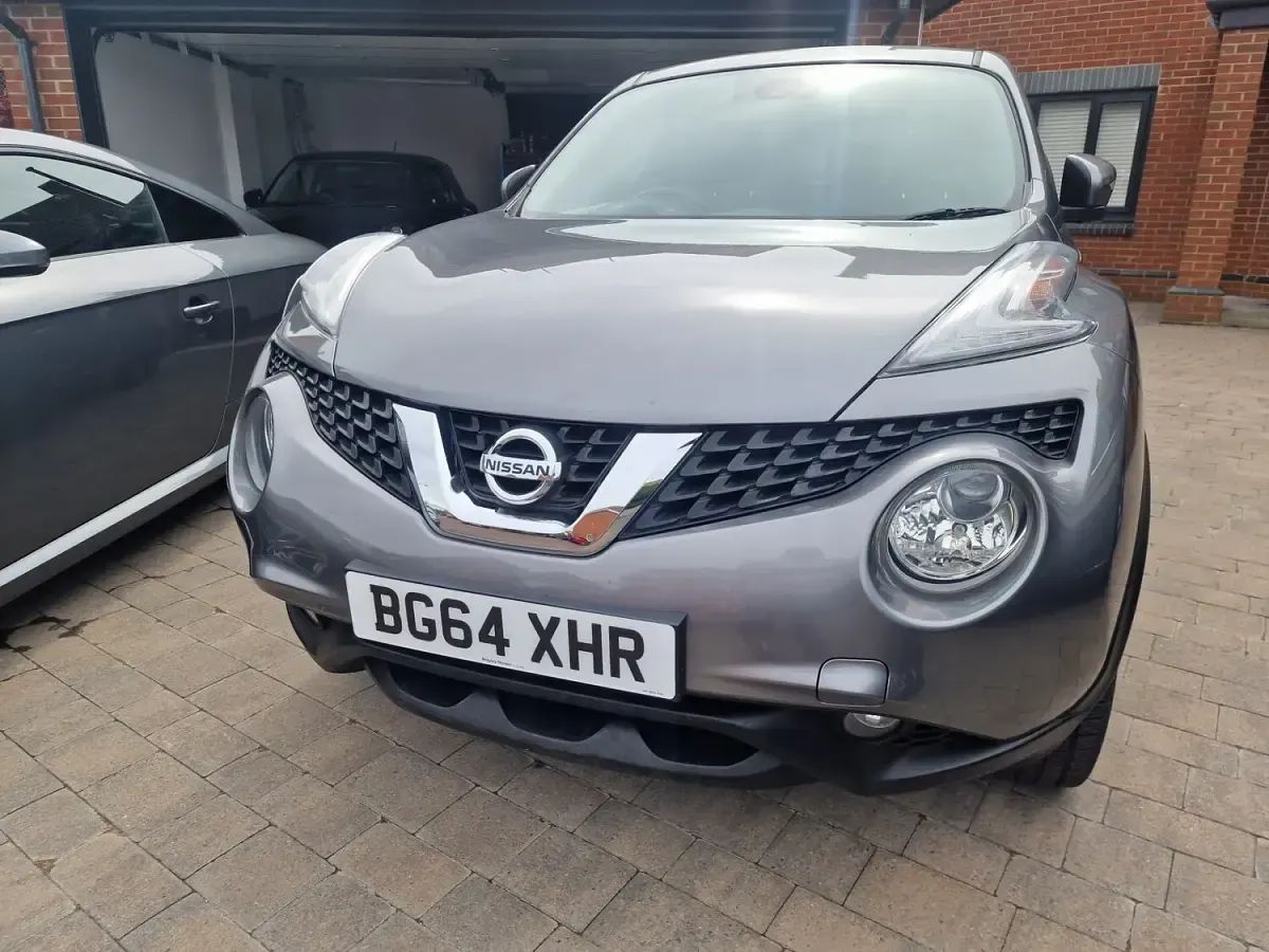 Used Nissan Juke Tekna 110 HP (80 kW) 2015 Grey SUV