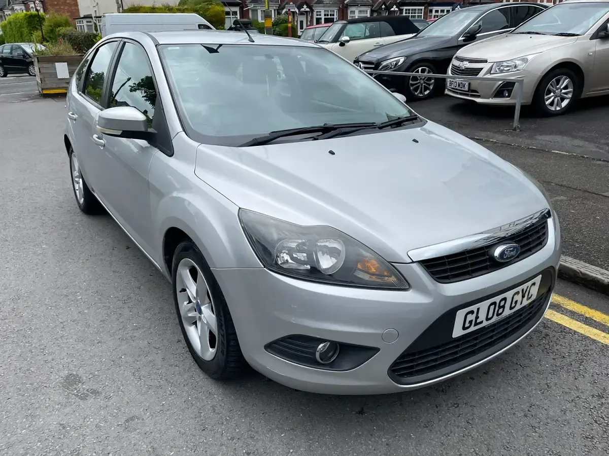 Used Ford Focus Zetec 2008 Silver Hatchback