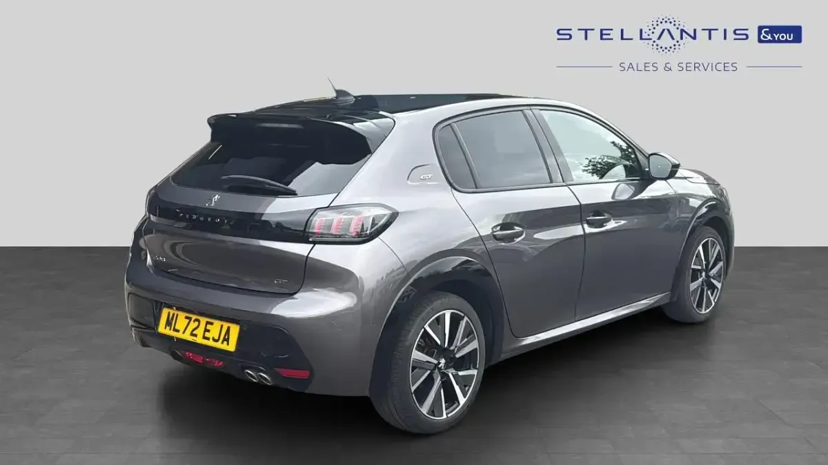 Used Peugeot 208 GT 129 HP (94 kW) 2022 Grey Hatchback