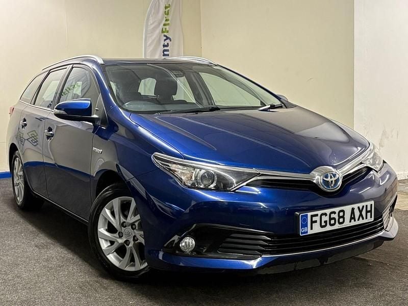 Blue Used 2018 Toyota Auris Hybrid Estate | £9,895 (Fair price) - Image 1/4