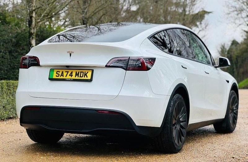 Used Tesla Model Y Long Range RWD 378 kW (514 HP) 2024 White SUV