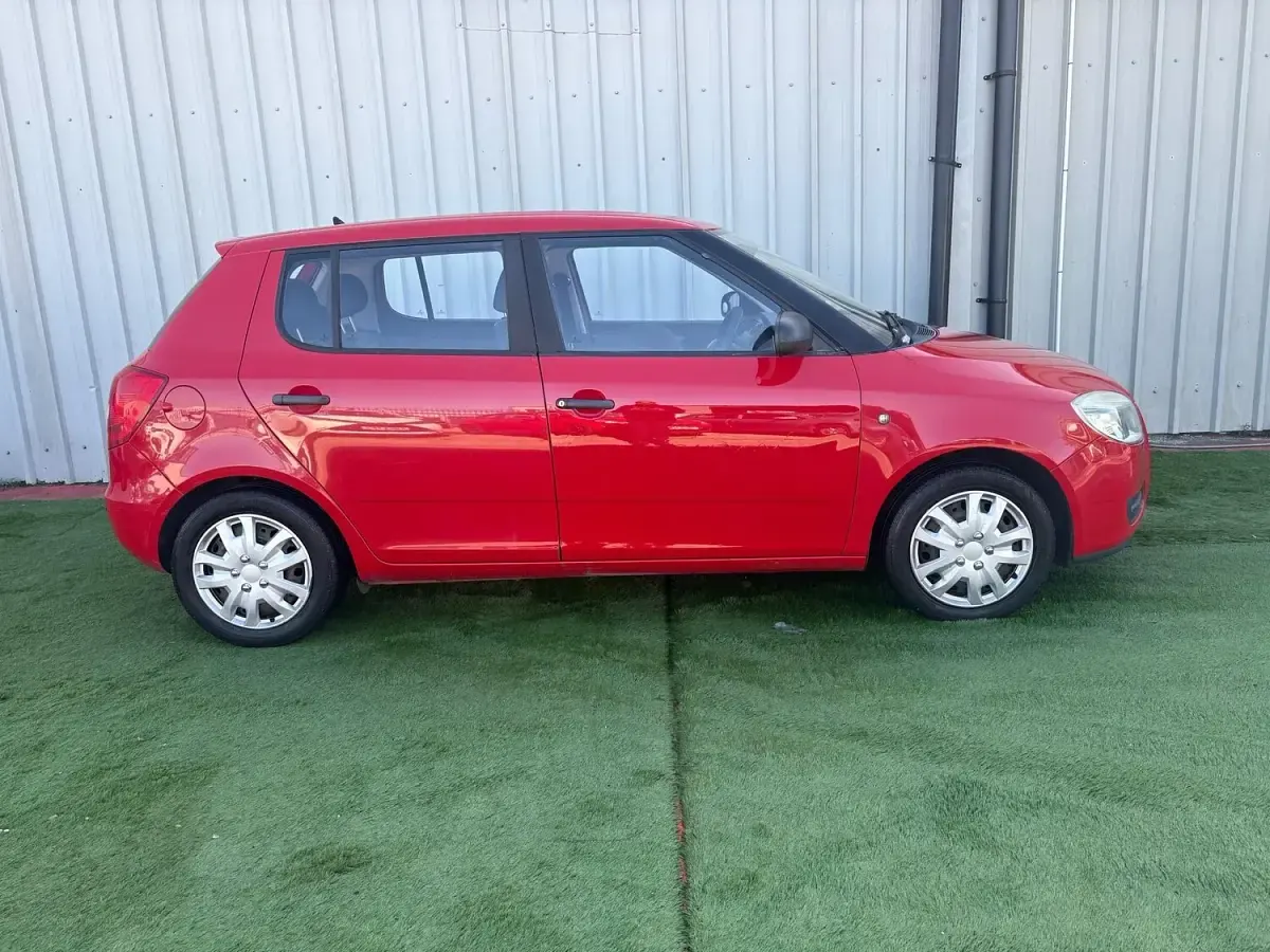 Used Skoda Fabia 2009 Red Hatchback