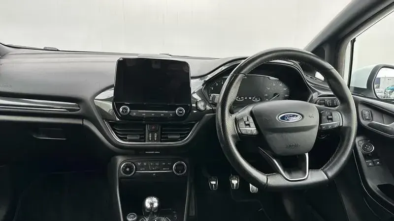 Used Ford Fiesta ST-Line X 125 HP (91 kW) 2018 White Hatchback
