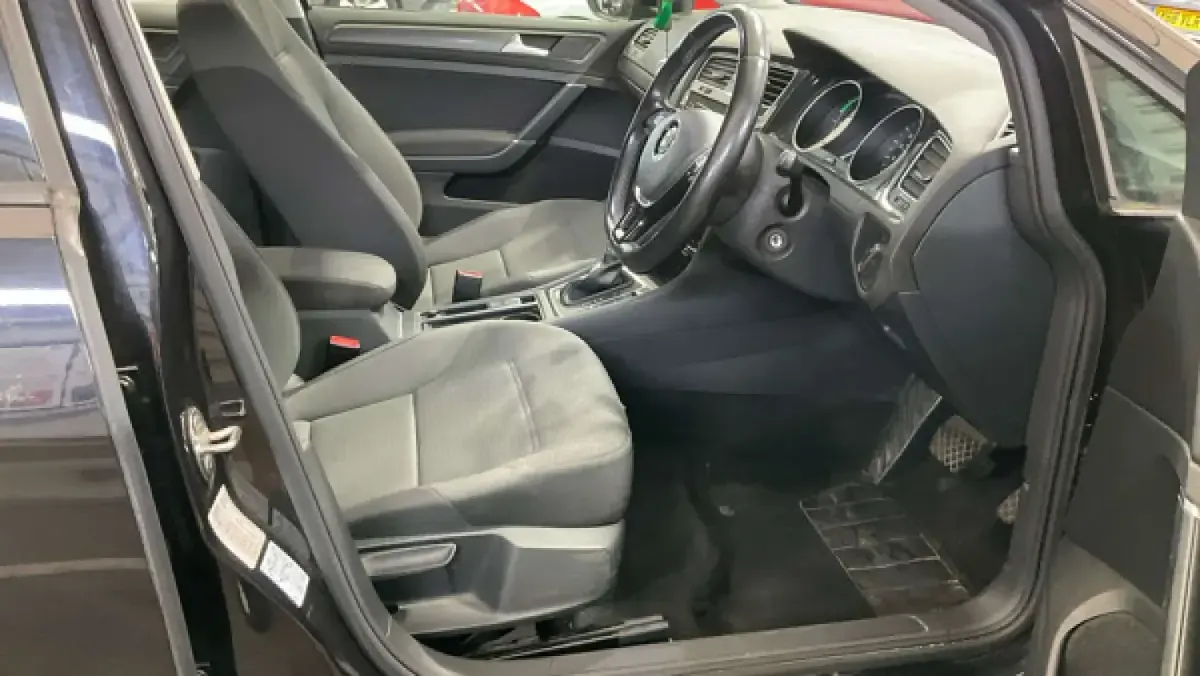 Used VW e-Golf 99 kW (135 HP) 2019 Black Hatchback