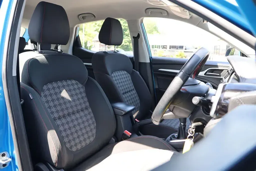 Used MG ZS Excite 106 HP (77 kW) 2022 Blue SUV