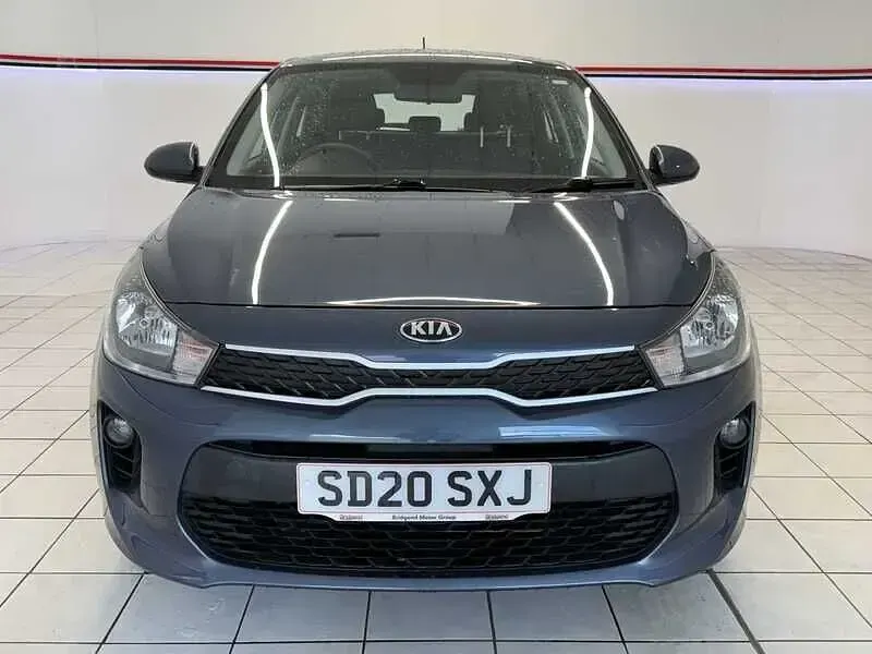 Used Kia Rio 84 HP (61 kW) 2020 Blue Hatchback