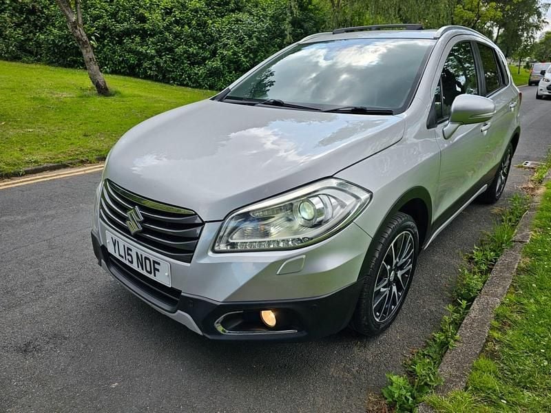 Silver Used 2015 Suzuki SX4 S-Cross SZ5 SUV | £4,390 (Fair price) - Image 1/4