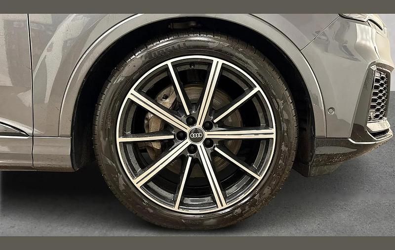 Used Audi Q7 Black Edition 334 HP (245 kW) 2023 Grey SUV
