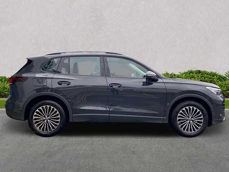 Used VW Tiguan Life 150 HP (110 kW) 2025 Grey SUV