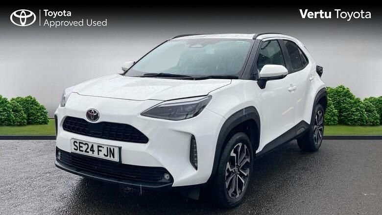 Used Toyota Yaris Hybrid Design 116 HP (85 kW) 2024 Estate