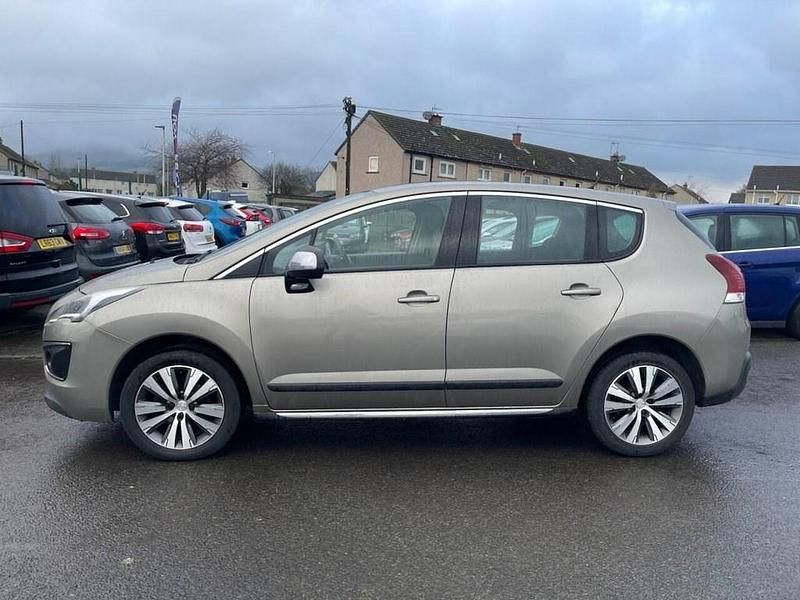 Used Peugeot 3008 Active 120 HP (88 kW) 2017 Grey Hatchback