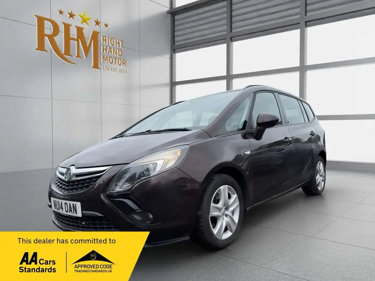 Used Vauxhall Zafira Tourer 165 HP (121 kW) 2014 Brown MPV