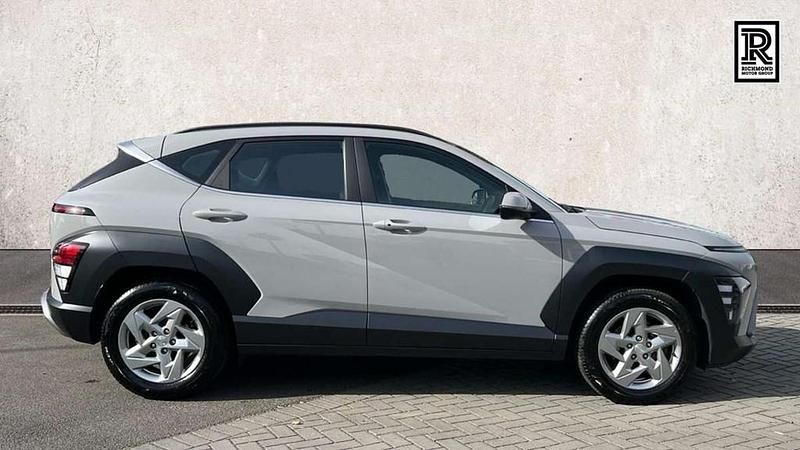 Used Hyundai Kona Advanced 117 HP (86 kW) 2024 Grey SUV