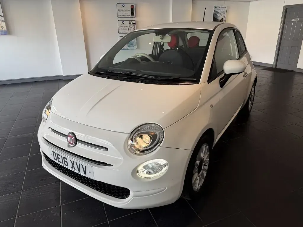 Used Fiat 500 Pop Star 69 HP (50 kW) 2016 White Hatchback