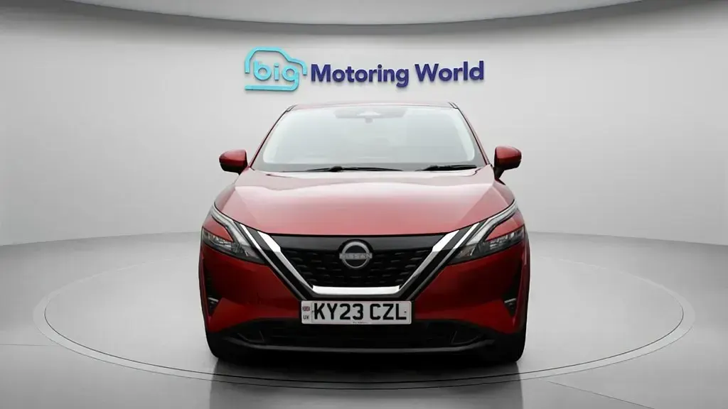 Used Nissan Qashqai N-Connecta 190 HP (139 kW) 2023 Red SUV