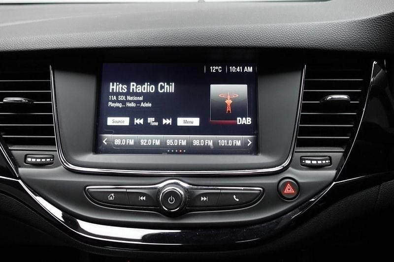 Used Vauxhall Astra SRi 150 HP (110 kW) 2019 Red Hatchback